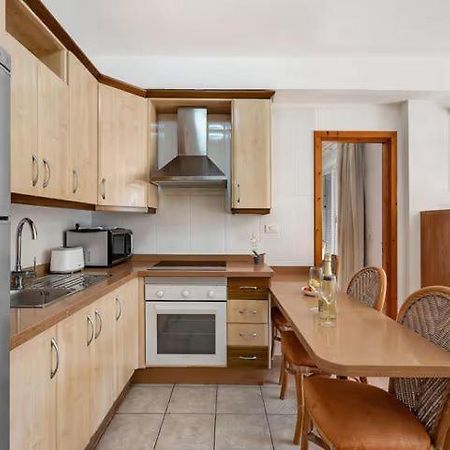 001, Club Atlantis, Puerto Colon, Adeje Apartment Адехе Екстериор снимка