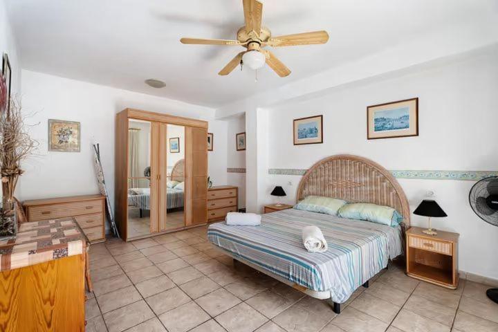001, Club Atlantis, Puerto Colon, Adeje Apartment Адехе Екстериор снимка