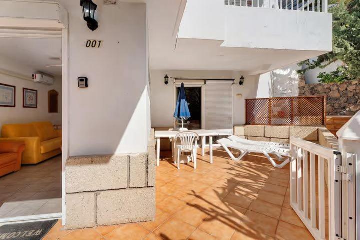 001, Club Atlantis, Puerto Colon, Adeje Apartment Адехе Екстериор снимка