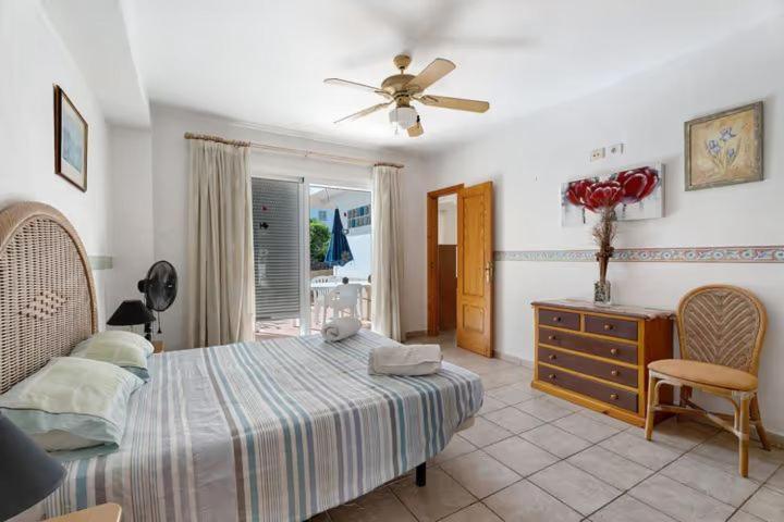 001, Club Atlantis, Puerto Colon, Adeje Apartment Адехе Екстериор снимка