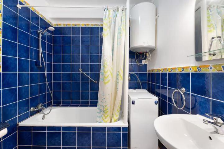 001, Club Atlantis, Puerto Colon, Adeje Apartment Адехе Екстериор снимка